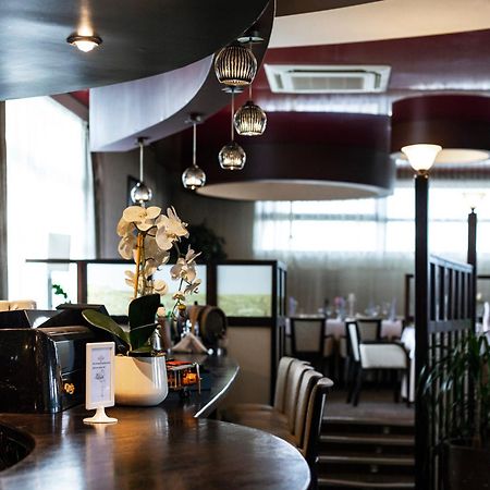 Aviator Hotel Restauracja & Spa Pabianice Ngoại thất bức ảnh
